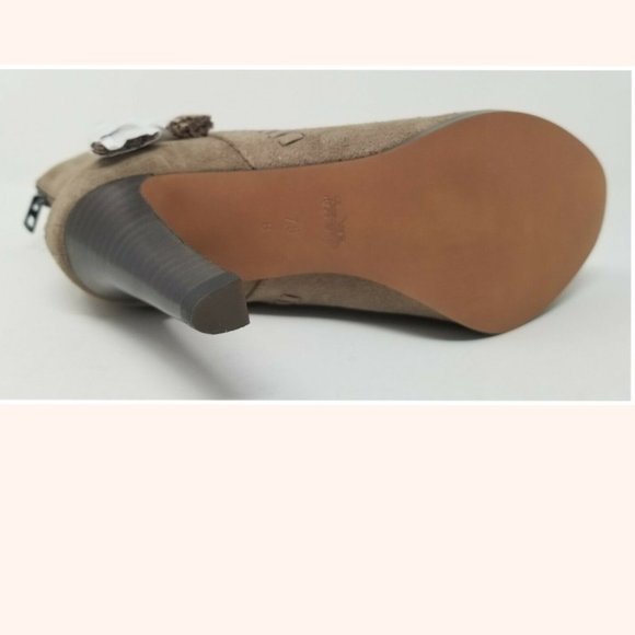 Coach Jessie Light Gray Suede Pointed-Toe Booties - Picture 7 of 11